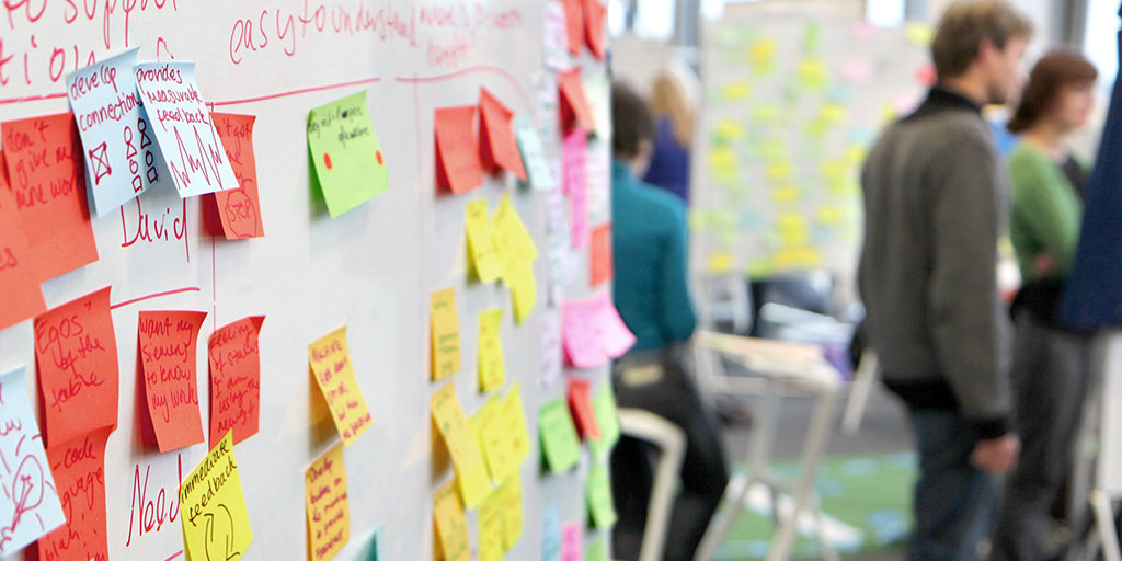 Legitimizing Design Thinking in Large Organizations