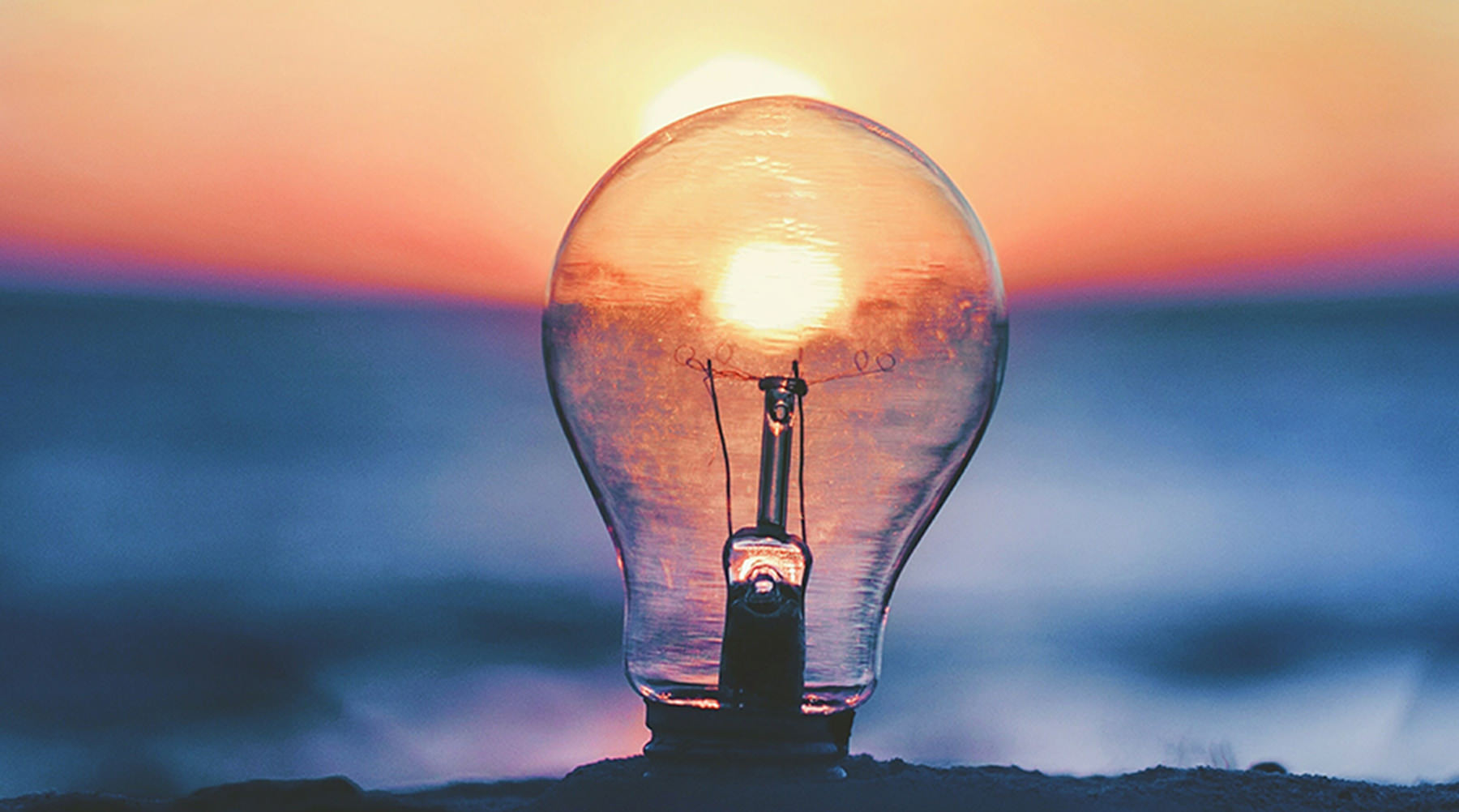 Design Thinking & Innovation Practice: Operating Across the Boundary